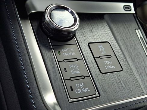 New 2026 Lexus GX 550 image 13