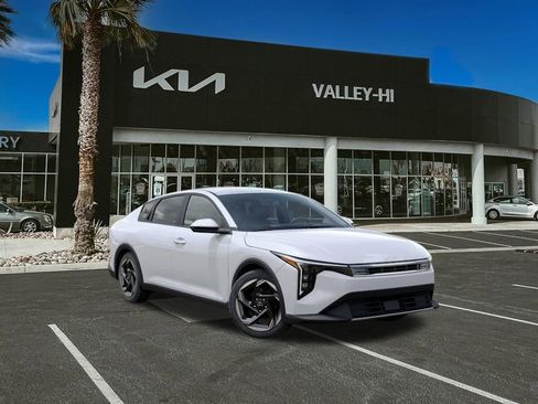 New 2025 Kia K4 EX image 9