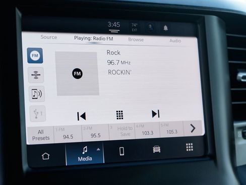 Used 2022 RAM 3500 Big Horn image 27