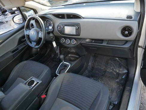 Certified 2018 Toyota Yaris LE image 13