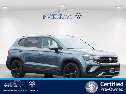 Certified 2023 Volkswagen Taos SE w/ Black Wheel Package AWD/4WD image 1