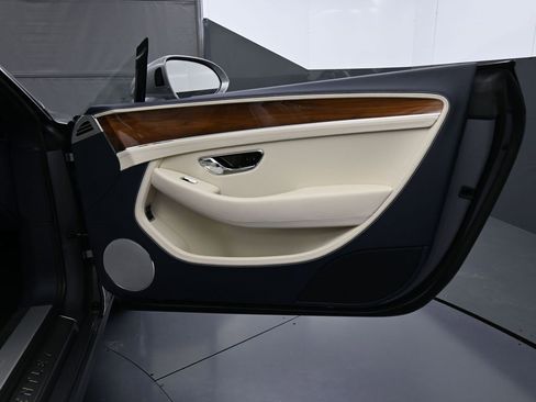 New 2026 Bentley Continental GTC image 26