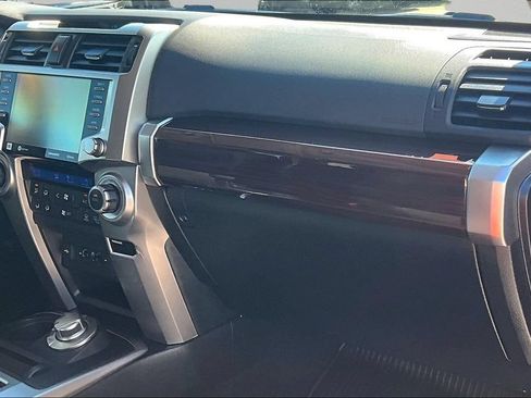 Certified 2022 Toyota 4Runner Limited AWD/4WD image 29