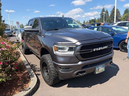 Used 2019 RAM 1500 Big Horn AWD/4WD image 2