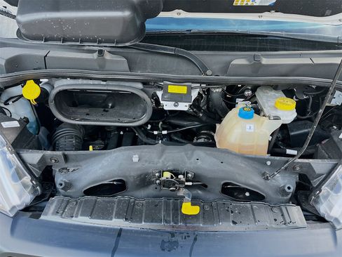 Used 2025 RAM ProMaster 3500 w/ Convenience Group image 25