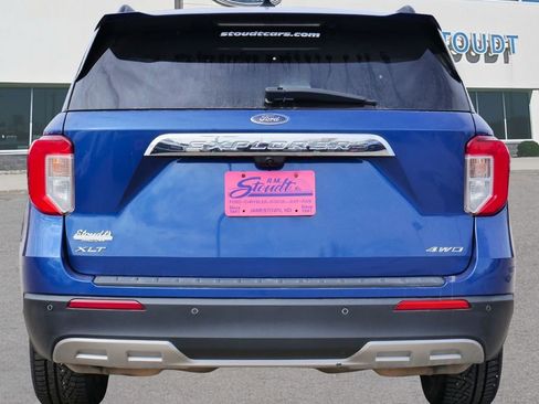 Used 2021 Ford Explorer XLT w/ Equipment Group 202A image 10