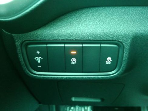 Used 2020 Kia Soul LX image 30