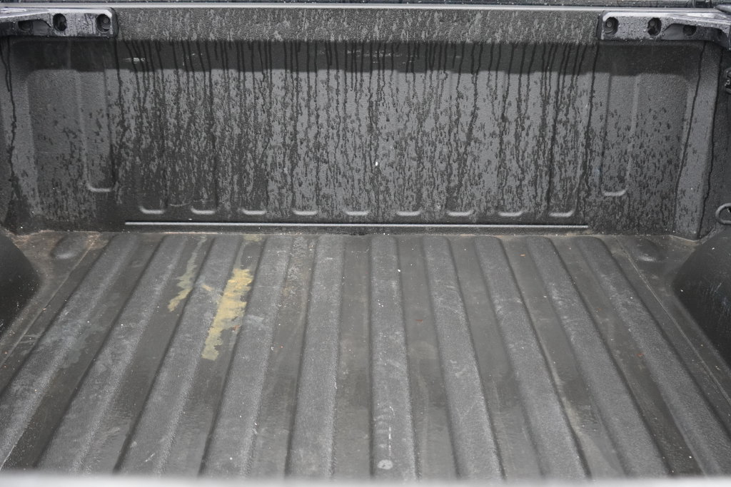 Used 2023 RAM 1500 Laramie AWD/4WD image 9