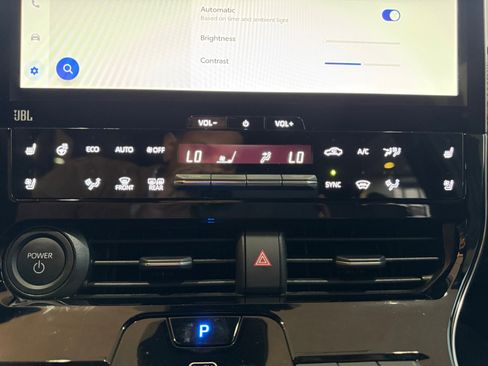 Used 2023 Toyota bZ4X Limited image 18