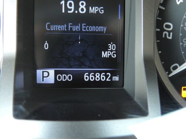Used 2020 Toyota Tacoma SR5 RWD image 30