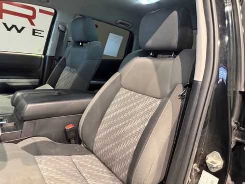 Used 2018 Toyota Tundra SR5 w/ TRD Off Road Package AWD/4WD image 19