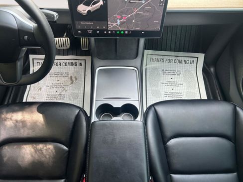 Used 2021 Tesla Model Y Performance AWD/4WD image 11