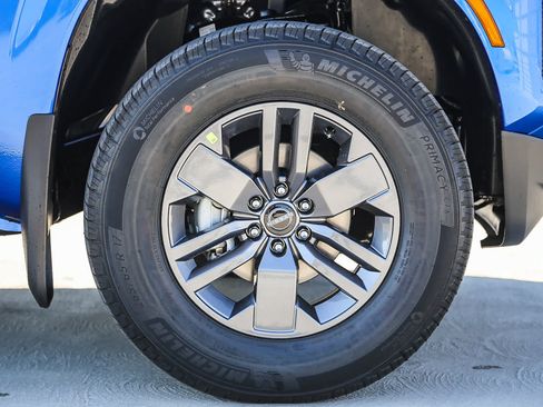 New 2026 Nissan Frontier SV w/ Tow Package AWD/4WD image 10