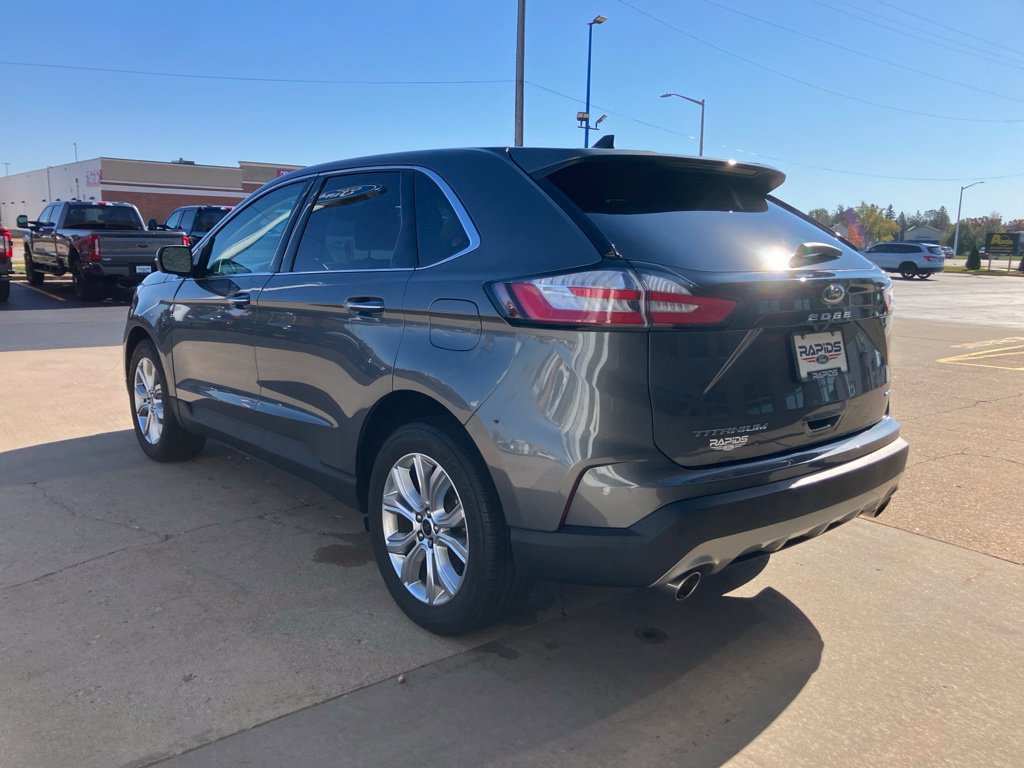 Used 2024 Ford Edge Titanium AWD/4WD image 5