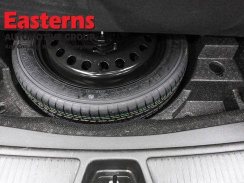 Used 2023 Buick Envision Preferred image 23