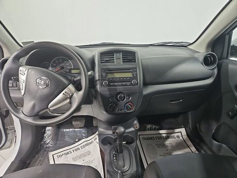 Used 2018 Nissan Versa S Plus image 13