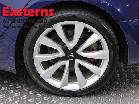 Used 2018 Tesla Model 3 Long Range RWD image 8