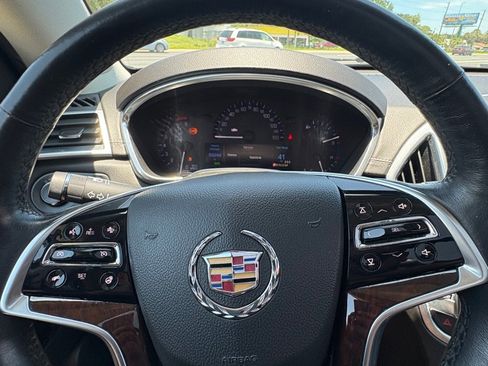 Used 2014 Cadillac SRX Premium FWD image 16