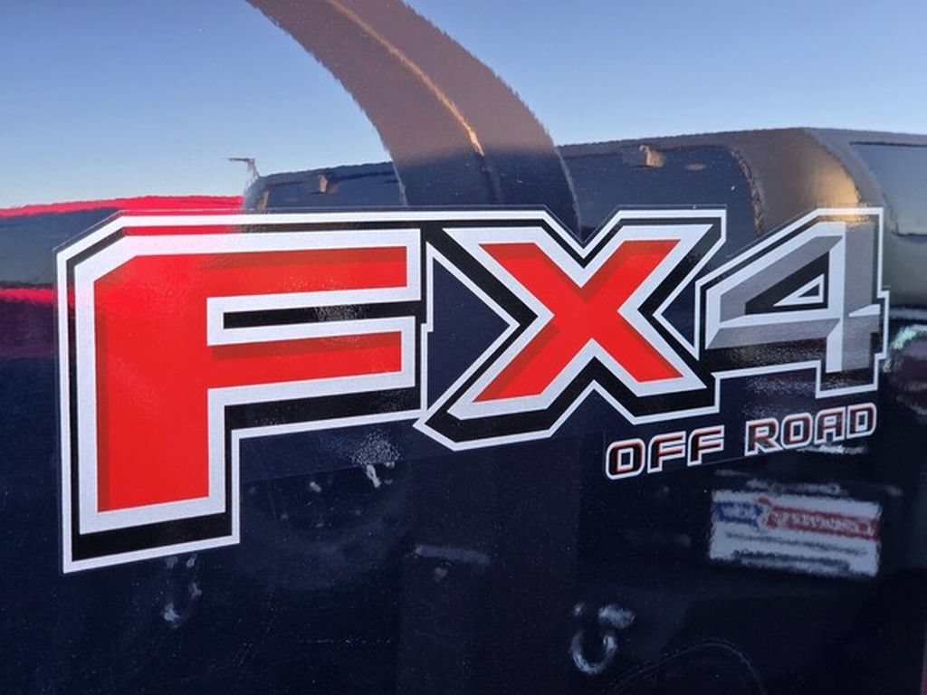 Used 2024 Ford F250 King Ranch w/ FX4 Off-Road Package AWD/4WD image 9