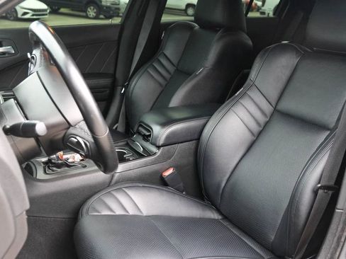 Used 2022 Dodge Charger GT w/ Blacktop Package RWD image 9