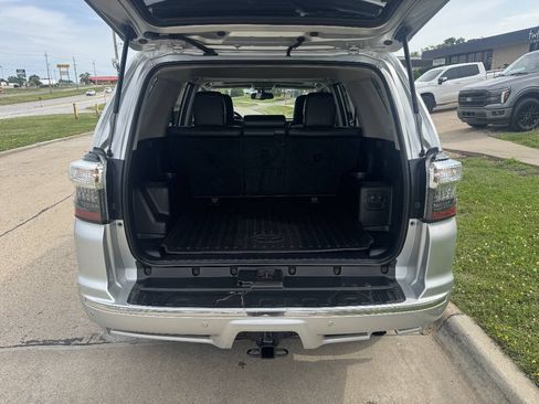 Used 2014 Toyota 4Runner Trail Premium AWD/4WD image 10