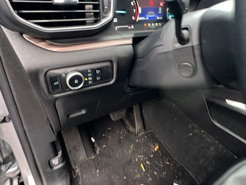 Used 2023 Ford Explorer Limited w/ Equipment Group 301A image 26