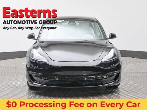 Used 2023 Tesla Model 3 Standard Range RWD image 2