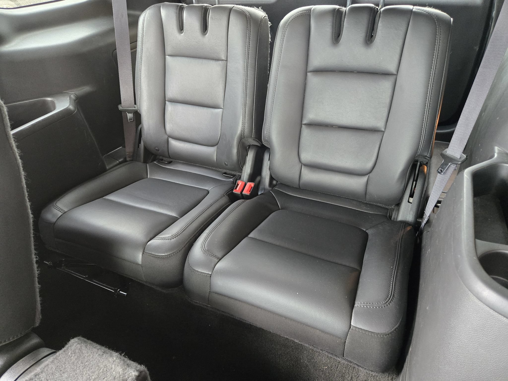 Used 2015 Ford Explorer Limited FWD image 30
