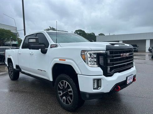 Used 2023 GMC Sierra 2500 AT4 w/ AT4 Premium Plus Package AWD/4WD image 2