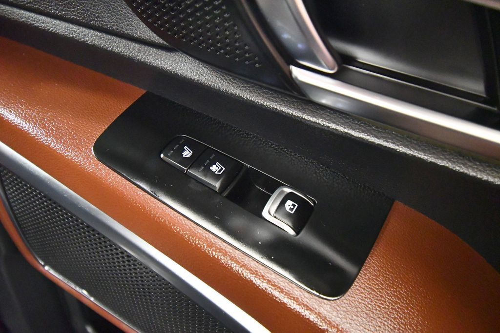 Certified 2024 Kia Telluride SX Prestige AWD/4WD image 19