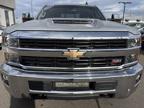 Used 2017 Chevrolet Silverado 2500 LTZ w/ Duramax Plus Package image 8
