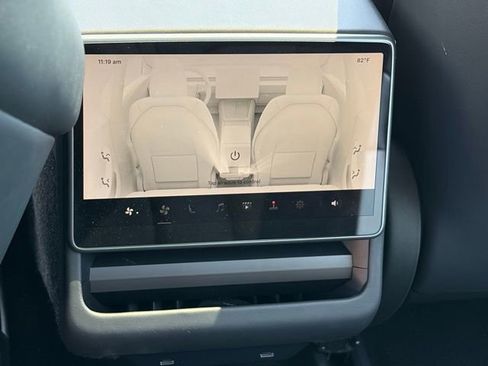 Used 2025 Tesla Model 3 Long Range image 22