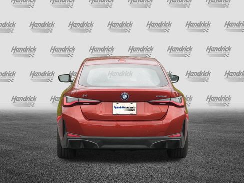 Used 2023 BMW i4 eDrive40 RWD image 8