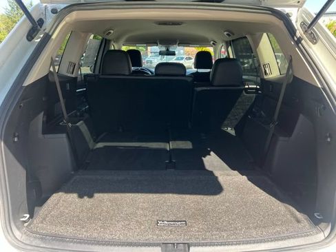 Used 2019 Volkswagen Atlas SE w/ Towing Package AWD/4WD image 14