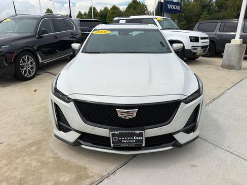 Used 2022 Cadillac CT5 V RWD image 19