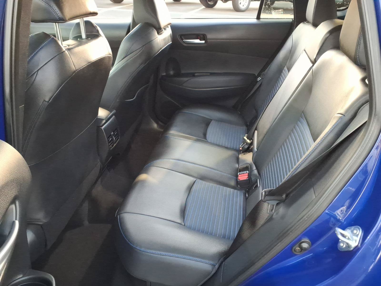 Certified 2024 Toyota Corolla Cross AWD Hybrid w/ Convenience Package image 10