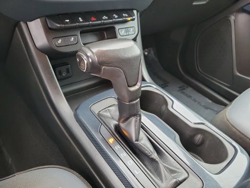 Used 2020 Chevrolet Colorado Z71 image 24