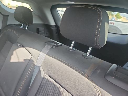 Used 2021 GMC Terrain SLE w/ Driver Convenience Package FWD image 12
