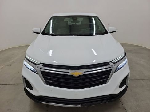 Used 2023 Chevrolet Equinox LT w/ Driver Convenience Package image 2