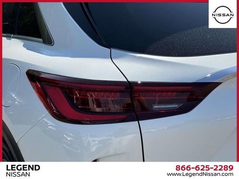 Used 2023 INFINITI QX50 Luxe AWD/4WD image 11