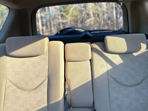 Used 2011 Toyota RAV4 2WD w/ Base L4 Extra Value Pkg image 28