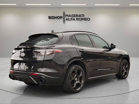 Used 2025 Alfa Romeo Stelvio Sprint AWD/4WD image 6