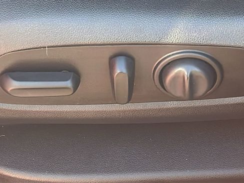 Used 2020 Chevrolet Blazer RS image 34