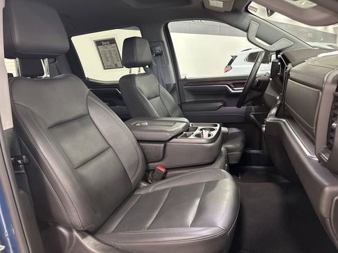 Used 2024 GMC Sierra 1500 SLT image 12