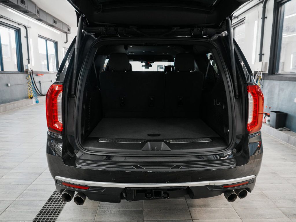 Used 2022 GMC Yukon XL Denali AWD/4WD image 43