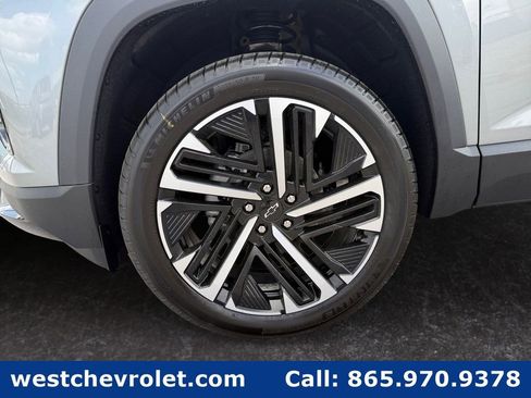 New 2026 Chevrolet Equinox RS AWD/4WD image 9
