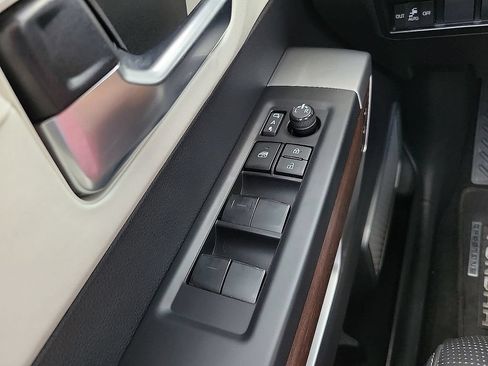 Used 2023 Toyota Tundra Capstone AWD/4WD image 13