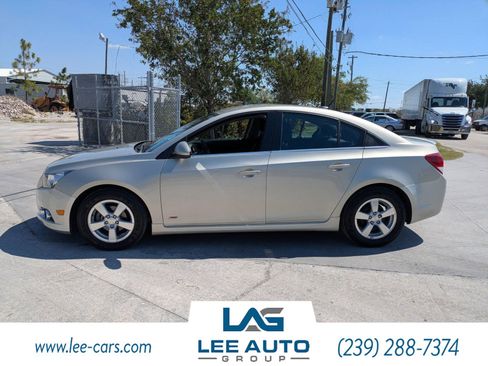 Used 2014 Chevrolet Cruze LT w/ RS Package FWD image 7