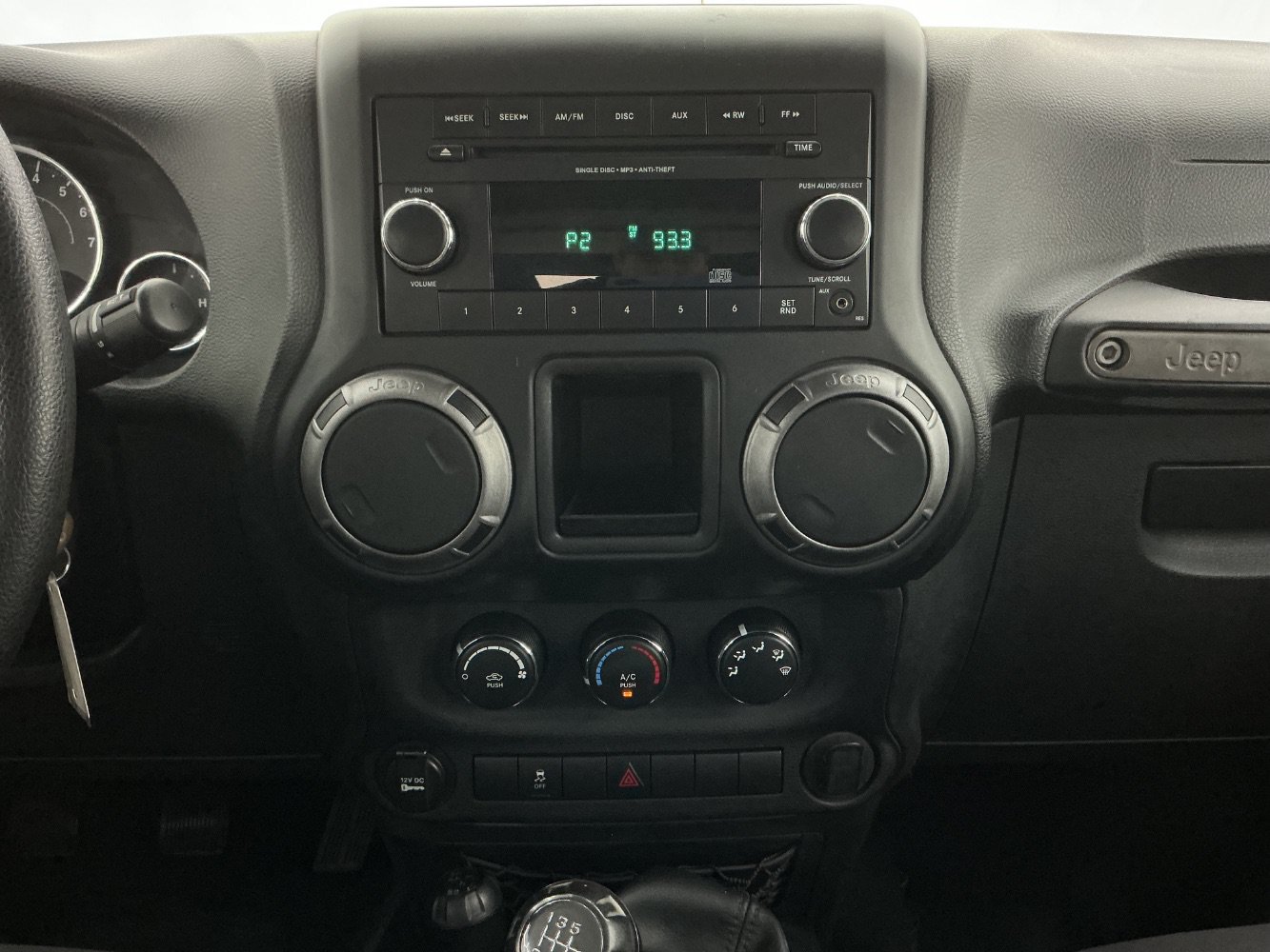 Used 2013 Jeep Wrangler Unlimited Sport AWD/4WD image 29
