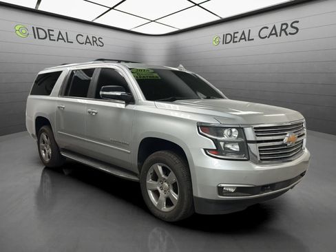 Used 2018 Chevrolet Suburban Premier RWD image 3